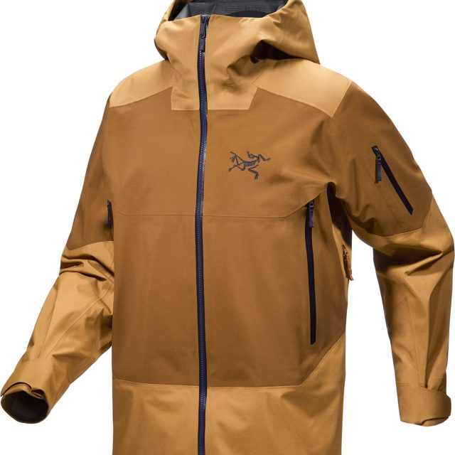 Waterproof Breathable Jacket. Gore-Tex or Similar